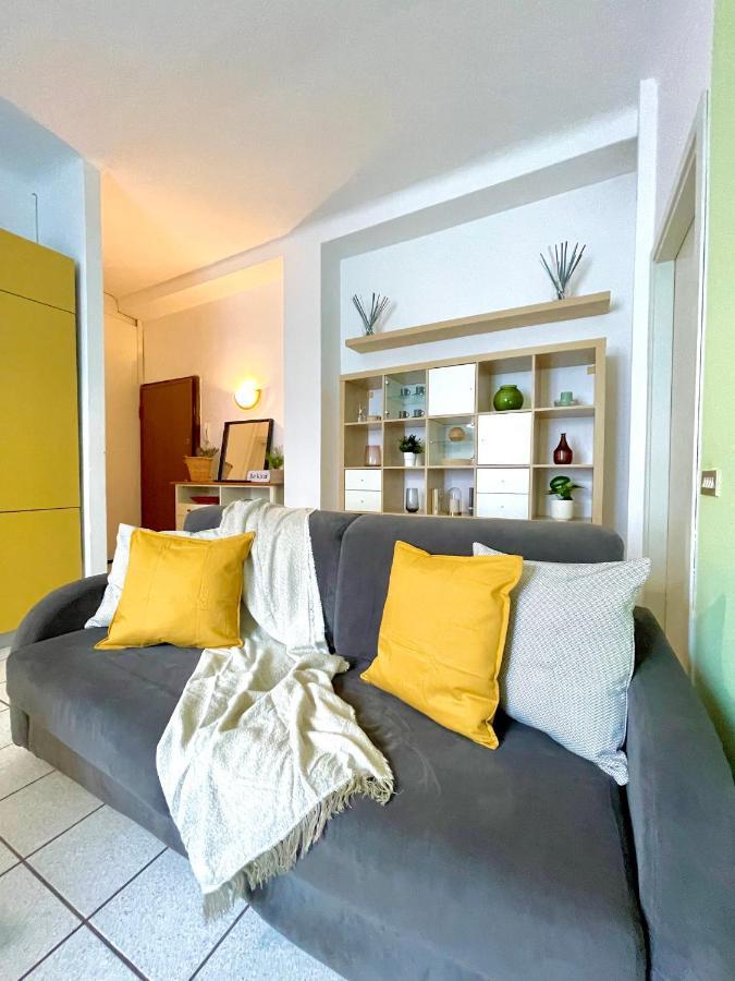 Apartament Homiesam - Yellow Dream & City Life Mediolan Zewnętrze zdjęcie
