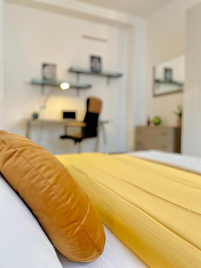 Apartament Homiesam - Yellow Dream & City Life Mediolan Zewnętrze zdjęcie